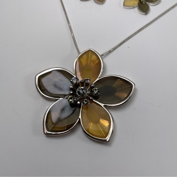 Stain Glass Style Necklace and Earring Set - Picture 13 of 16